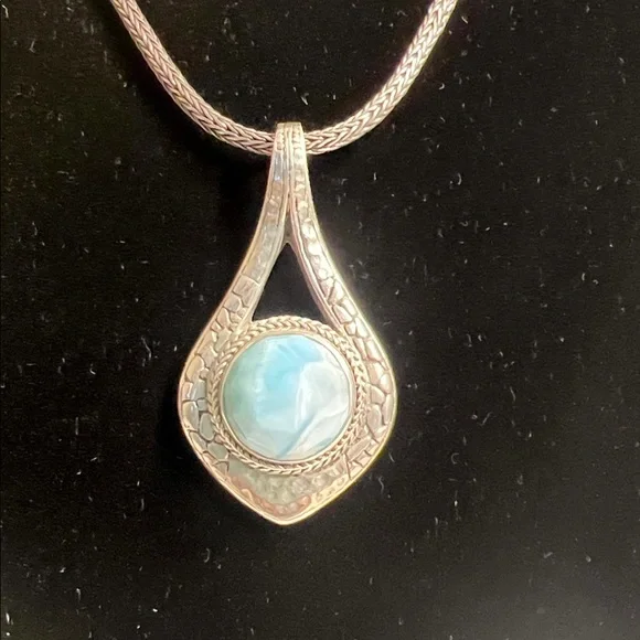 Luxury Artisan of Bali Larimar Pendant, Artisan-Crafted in Solid Sterling Silver - Picture 5 of 16